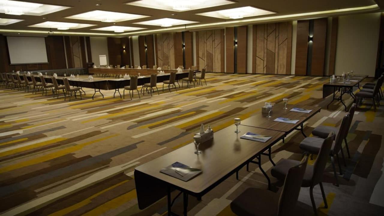 Van Royal Hotel Arbil Eksteriør bilde